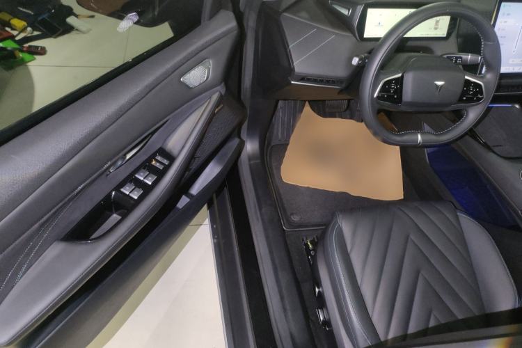 Used Deepal SL03 2025 Extended-Range Sporty Version Driver Seat