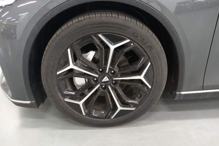 Used Deepal SL03 2025 Extended-Range Sporty Version Exterior 4