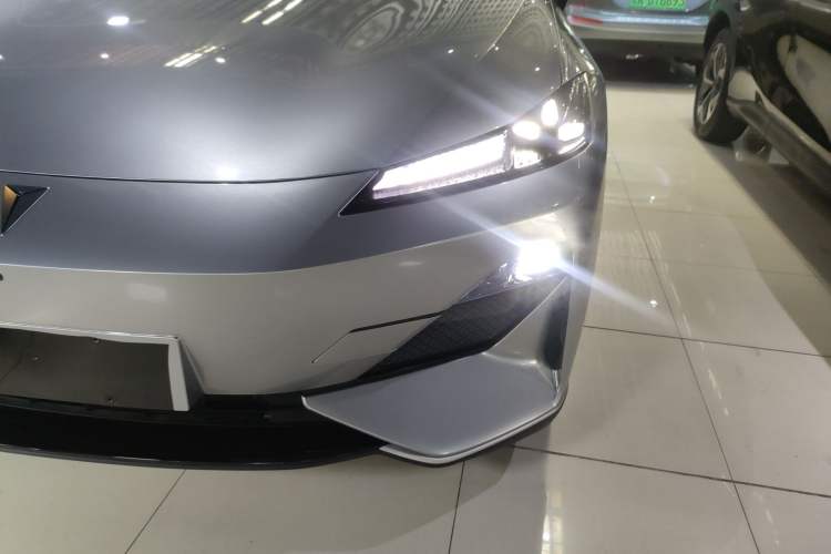 Used Deepal SL03 2025 Extended-Range Sporty Version Left Front Headlight