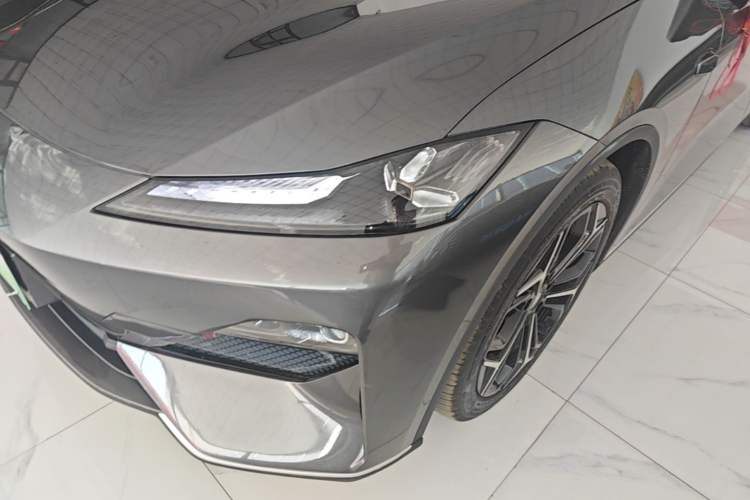 Used Deepal SL03 2025 Range-Extended Elite Version Left Front Headlight