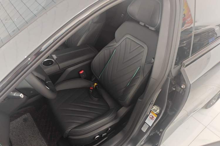 Used Deepal SL03 2025 Range-Extended Elite Version Left Front Seat
