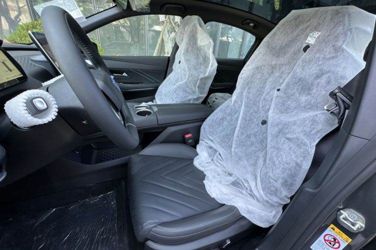Used Deepal SL03 2025 Revised Version Range-Extended Elite Edition Left Front Seat