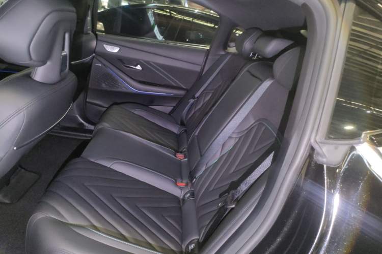 Used Deepal SL03 2025 Extended-Range Sporty Version Left Rear Seat