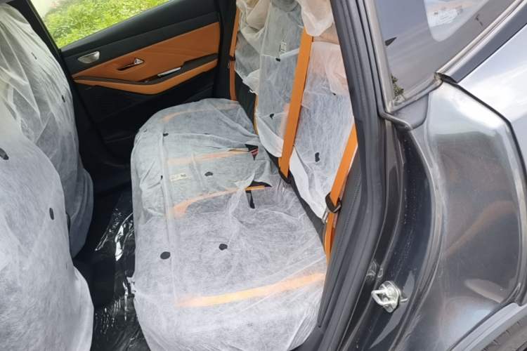 Used Deepal SL03 2025 Extended-Range Sporty Version Left Rear Seat