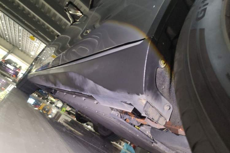 Used Deepal SL03 2025 Extended-Range Sporty Version Left Side Sill