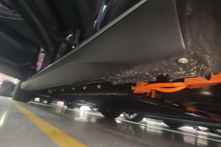 Used Deepal SL03 2025 Revised Version Range-Extended Elite Edition Left Side Sill