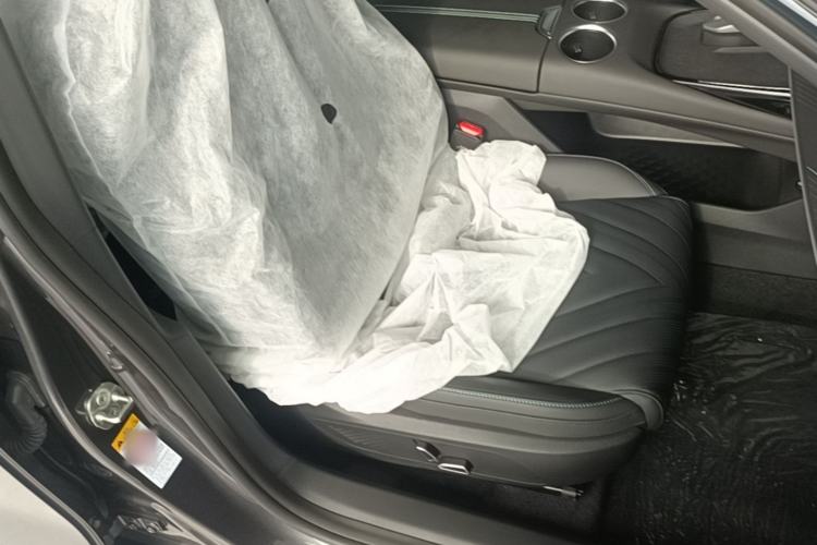 Used Deepal SL03 2025 Range-Extended Elite Version Right Front Seat