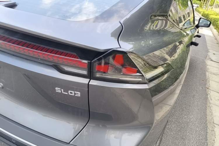Used Deepal SL03 2025 Extended-Range Sporty Version Right Rear Taillight