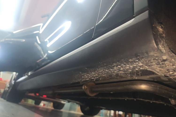 Used Deepal SL03 2025 Revised Version Range-Extended Elite Edition Right Side Sill