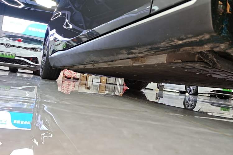 Used Deepal SL03 2025 Revised Version All-Electric Elite Type Right Side Sill