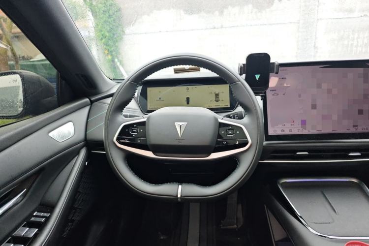Used Deepal SL03 2025 Revised Version All-Electric Elite Type Steering Wheel