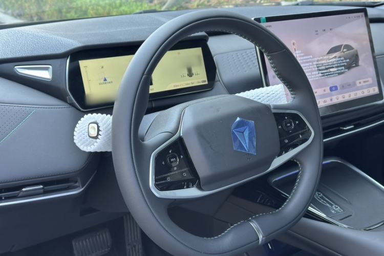 Used Deepal SL03 2025 Revised Version Range-Extended Elite Edition Steering Wheel