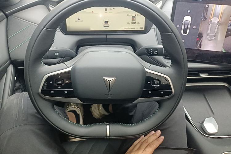 Used Deepal SL03 2025 Pure Electric Elite Model Steering Wheel