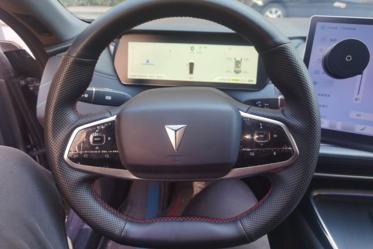 Used Deepal SL03 2025 Pure Electric Elite Model Steering Wheel