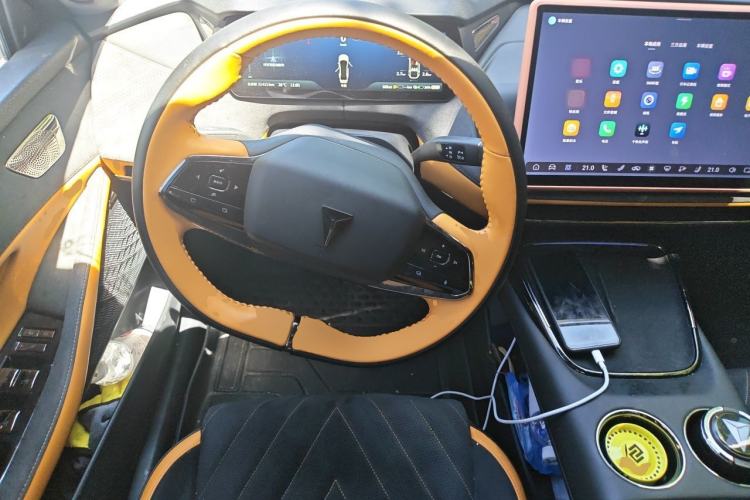Used Deepal SL03 2025 Extended-Range Sporty Version Steering Wheel