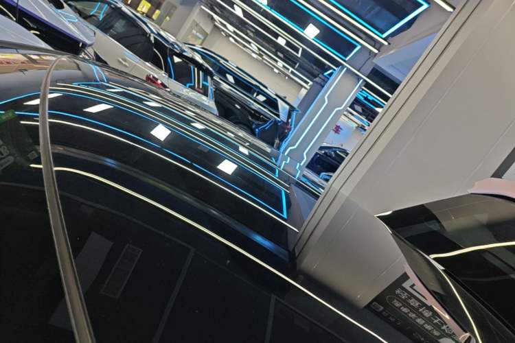 Used Deepal SL03 2025 Pure Electric Elite Model Roof