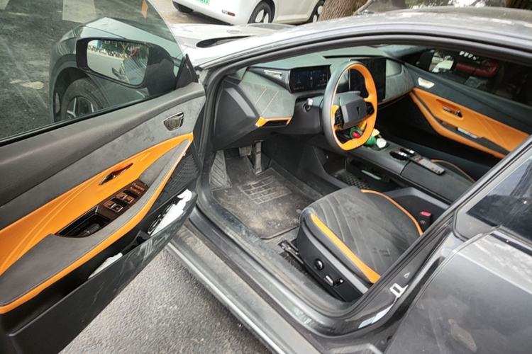 Used Deepal SL03 2025 Extended-Range Sporty Version Driver Seat