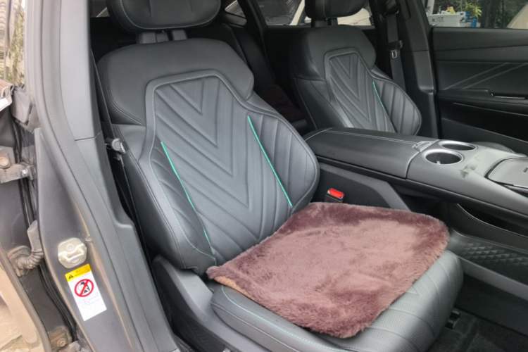 Used Deepal SL03 2025 Revised Version All-Electric Elite Type Right Front Seat