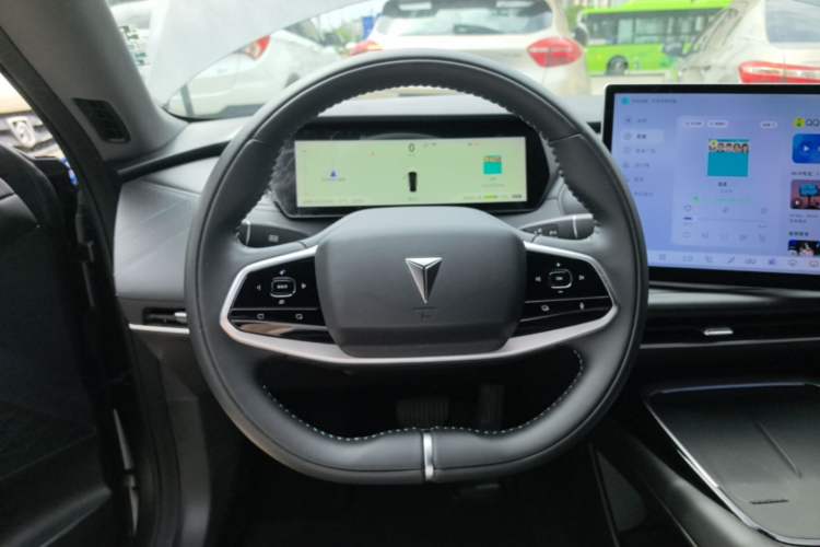 Used Deepal SL03 2025 Revised Version All-Electric Elite Type Steering Wheel