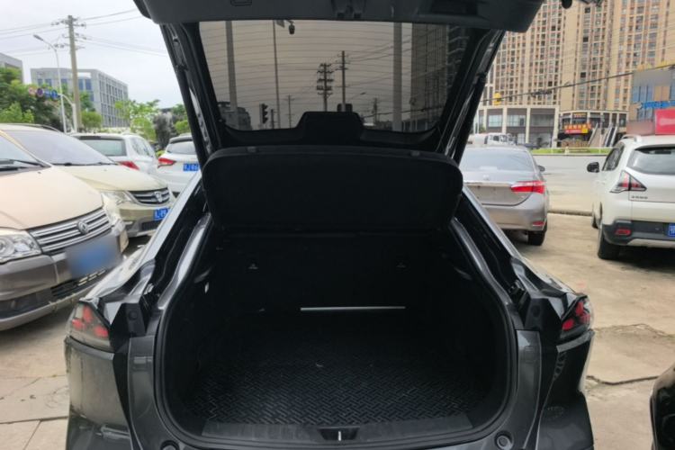 Used Deepal SL03 2025 Revised Version All-Electric Elite Type Trunk