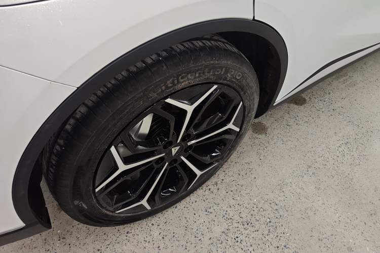Used Deepal SL03 2025 Extended-Range Sporty Version Exterior 5