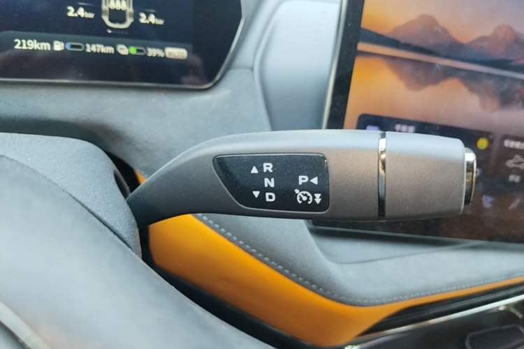 Used Deepal SL03 2025 Extended-Range Sporty Version Gear Lever
