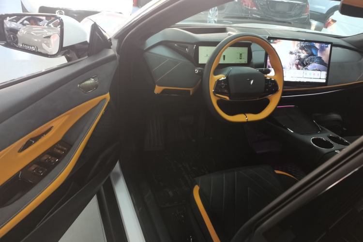 Used Deepal SL03 2025 Pure Electric Sports Car Interior 3