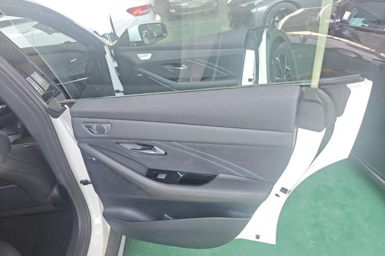 Used Deepal SL03 2025 Range-Extended Elite Version Interior 6