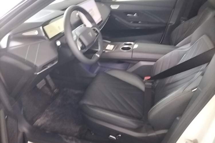 Used Deepal SL03 2025 Revised Version Range-Extended Elite Edition Left Front Seat