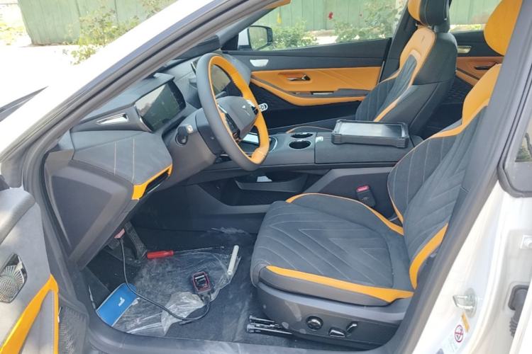 Used Deepal SL03 2025 Extended-Range Sporty Version Left Front Seat