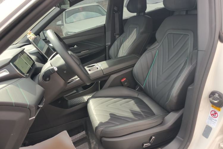 Used Deepal SL03 2025 Revised Version All-Electric Elite Type Left Front Seat