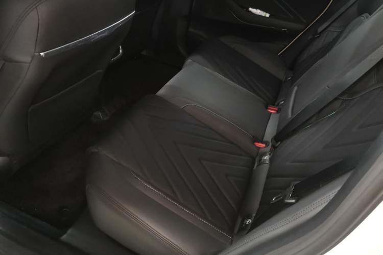 Used Deepal SL03 2025 Revised Version All-Electric Elite Type Left Rear Seat