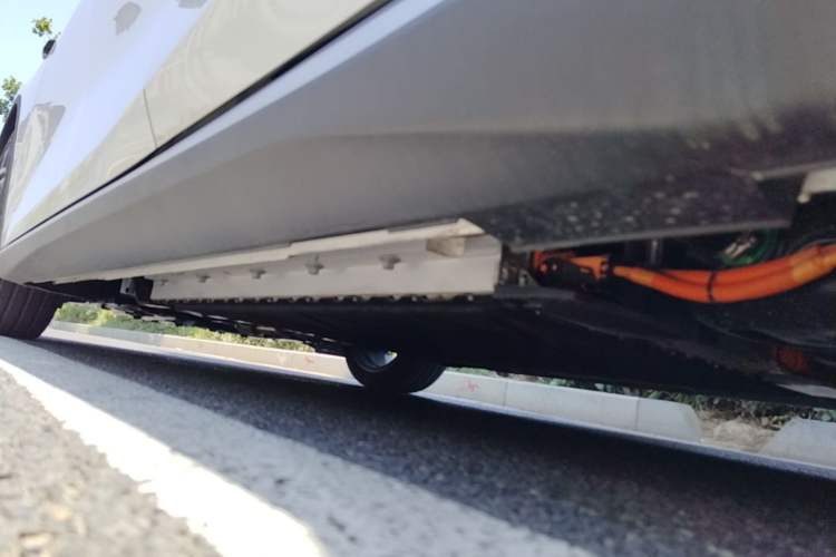 Used Deepal SL03 2025 Extended-Range Sporty Version Left Side Sill