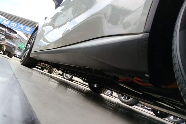 Used Deepal SL03 2025 Revised Version Range-Extended Elite Edition Left Side Sill