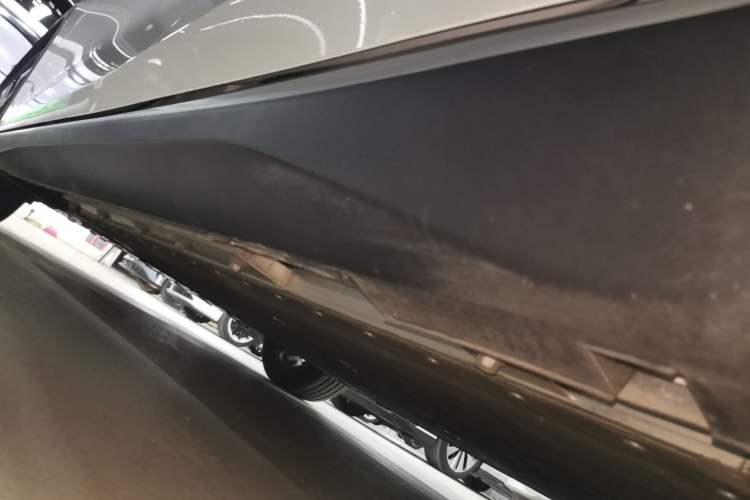 Used Deepal SL03 2025 Revised Version All-Electric Elite Type Left Side Sill