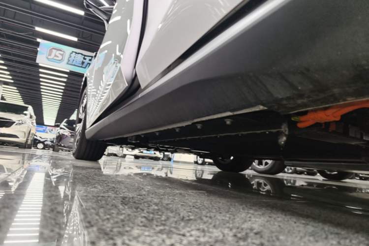 Used Deepal SL03 2025 Revised Version Range-Extended Elite Edition Left Side Sill