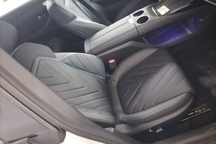 Used Deepal SL03 2025 Revised Version Range-Extended Elite Edition Right Front Seat