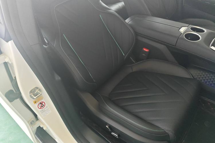 Used Deepal SL03 2025 Range-Extended Elite Version Right Front Seat