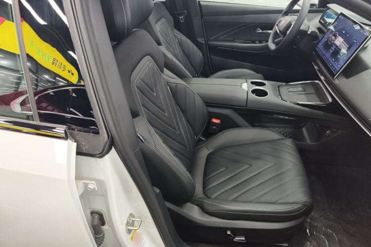 Used Deepal SL03 2025 Revised Version Range-Extended Elite Edition Right Front Seat