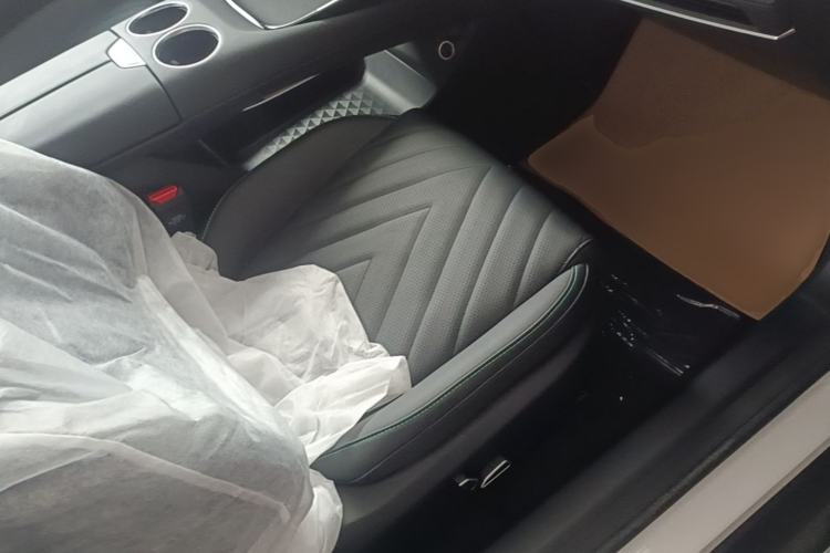 Used Deepal SL03 2025 Range-Extended Elite Version Right Front Seat