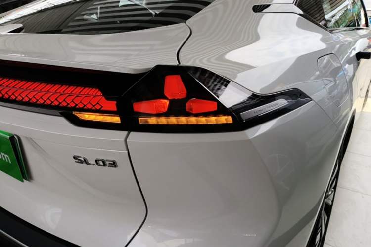 Used Deepal SL03 2025 Revised Version Range-Extended Elite Edition Right Rear Taillight