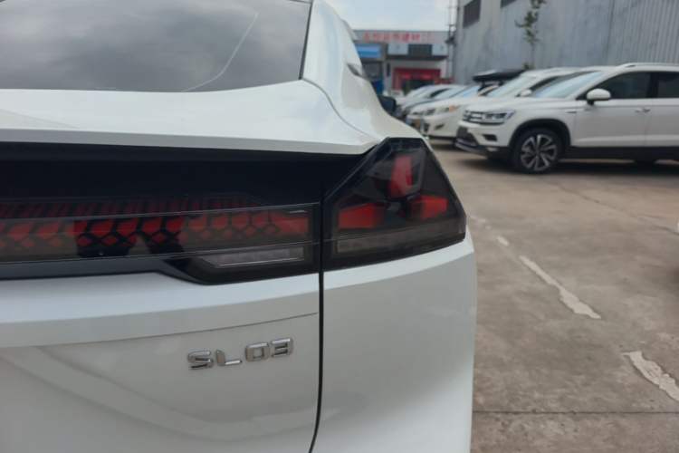 Used Deepal SL03 2025 Revised Version All-Electric Elite Type Right Rear Taillight