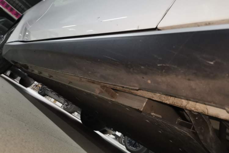 Used Deepal SL03 2025 Revised Version All-Electric Elite Type Right Side Sill
