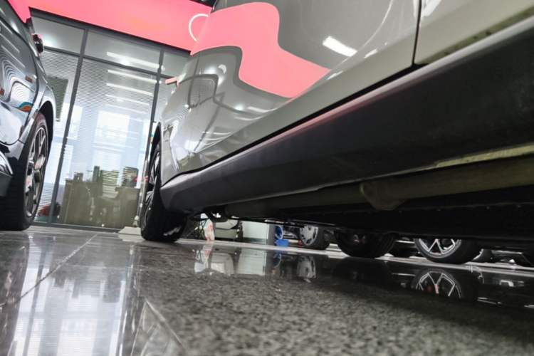 Used Deepal SL03 2025 Revised Version Range-Extended Elite Edition Right Side Sill