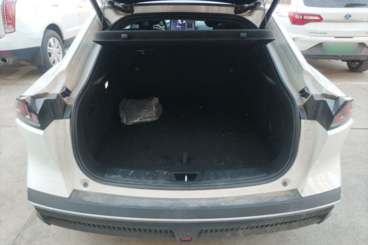 Used Deepal SL03 2025 Extended-Range Sporty Version Trunk