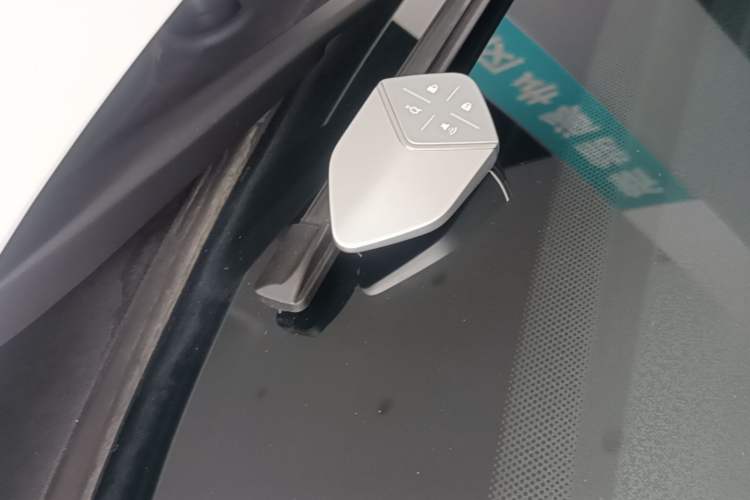 Used Deepal SL03 2025 Range-Extended Elite Version Vehicle Key