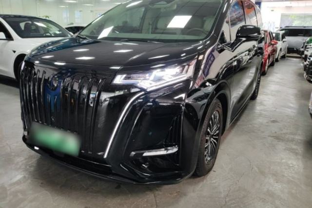 Used Denza D9 2022 EV 600 Four-Wheel Drive Flagship Model