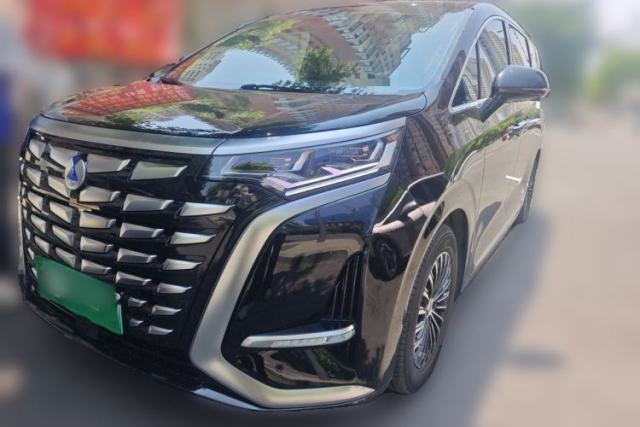 Used Denza D9 2022 DM-i 1040 Prestige Model
