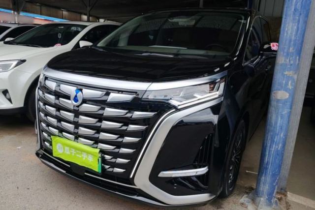 Used Denza D9 2022 DM-i 970 Four-Wheel Drive Prestige Model