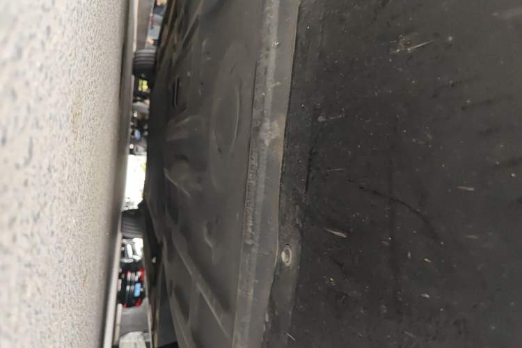 Used Denza D9 2022 DM-i 970 Four-Wheel Drive Prestige Model Chassis Front